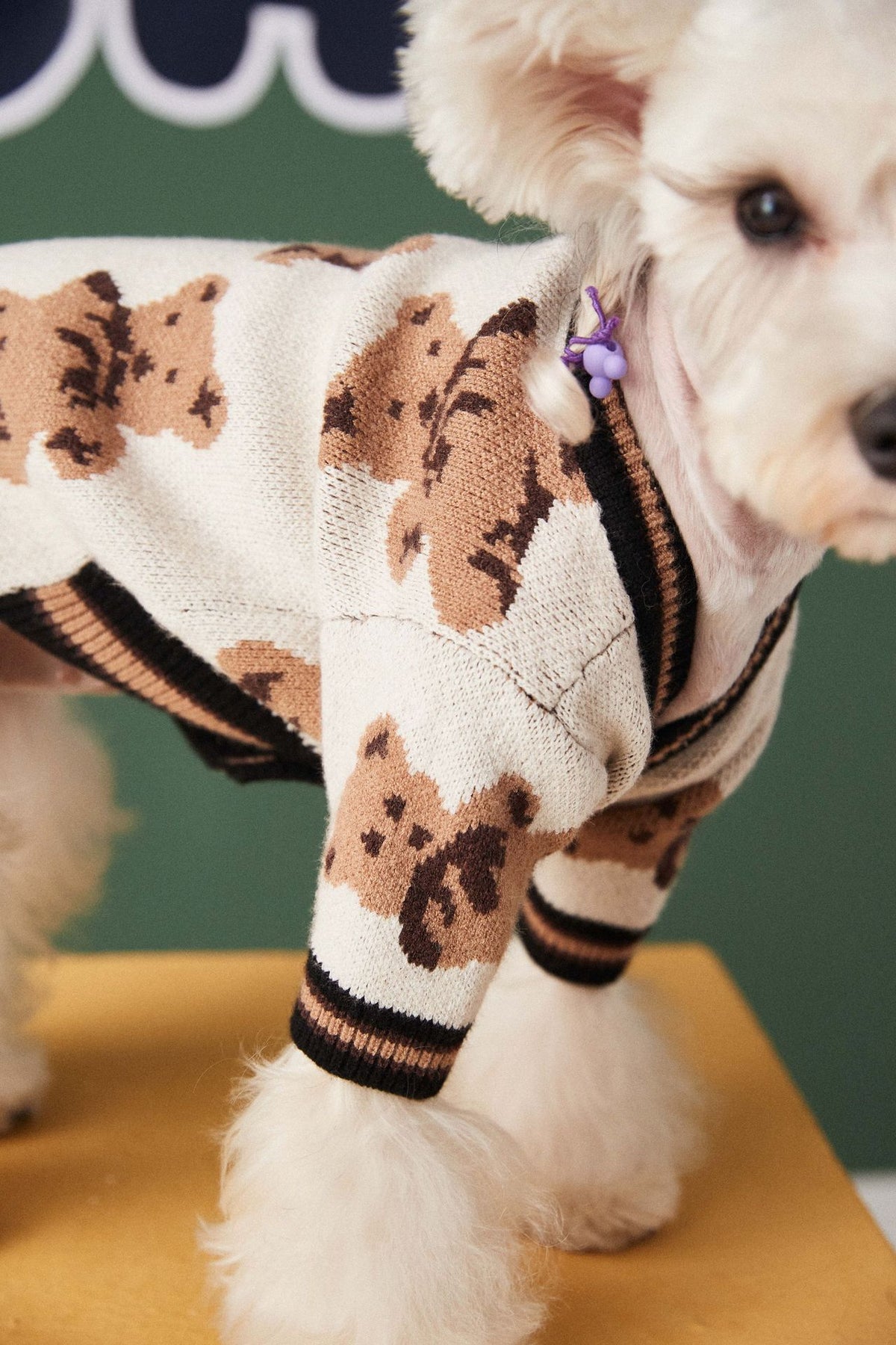 Sweater Preppy Style V-neck Winter Warm Clothes For Dogs Cats