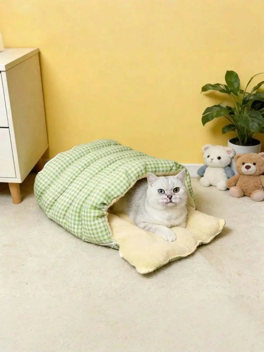 Enclosed Four Season Bed, Cats and Small Dogs