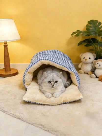 Enclosed Four Season Bed, Cats and Small Dogs