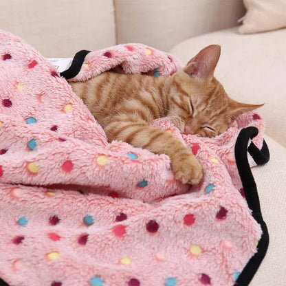 Cozy Pet Blanket Dot Pattern