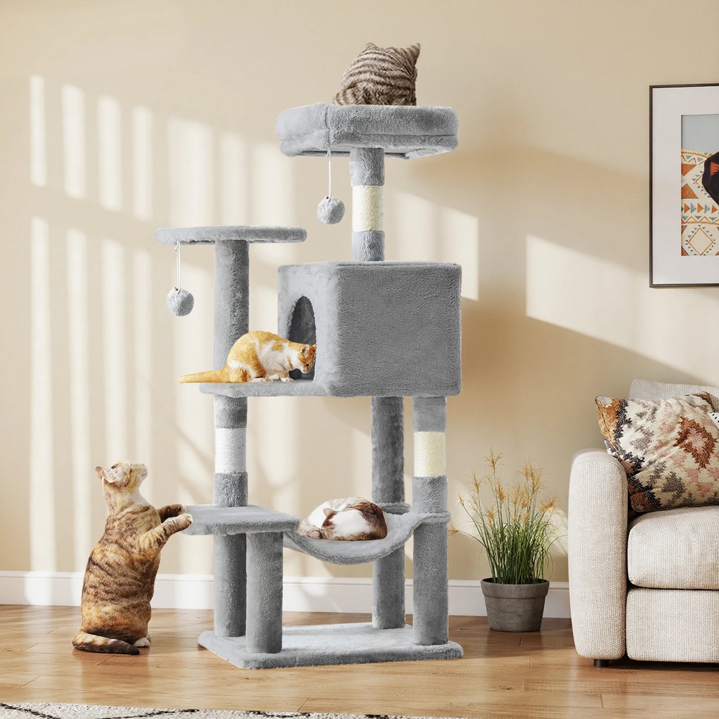 Multi-Cat Climbing Tower for Indoor Cat